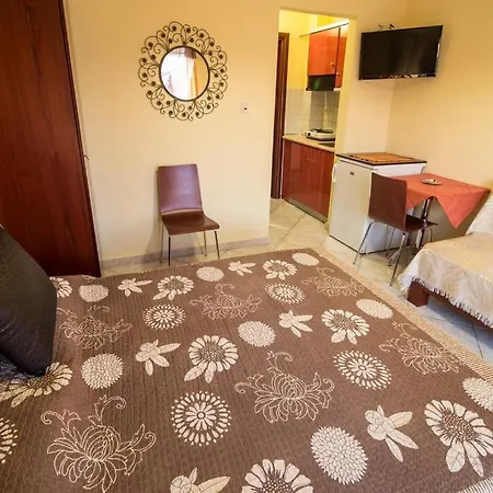 Apartmán Iliadis House Sarti Pokoj fotografie