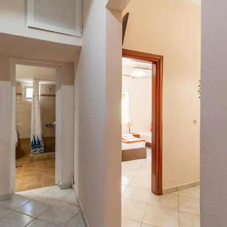 Apartmán Iliadis House Sarti Pokoj fotografie