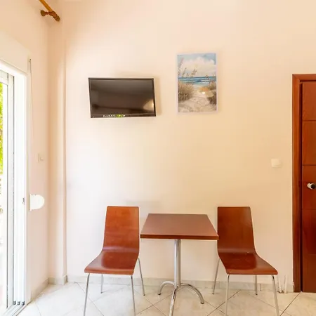 Apartmán Iliadis House Sarti Pokoj fotografie