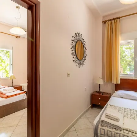 Apartmán Iliadis House Sarti Pokoj fotografie